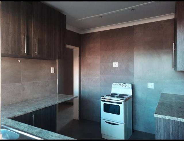 2 BEDROOM PROPERTY TO RENT IN ARCON PARK
